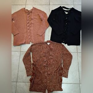 Women's Cardigans Excellent Conditions! No stains Or Holes